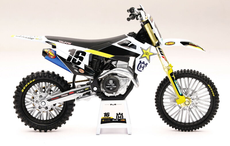Model HUSQVARNA FC450 Zach Osborne 1:12 (58243) Model HUSQVARNA FC450 Zach Osborne 1:12 (58243)