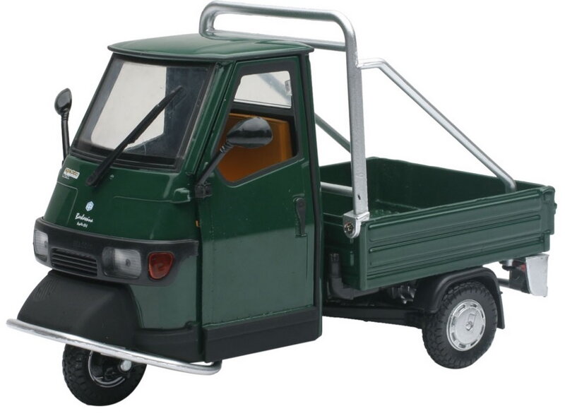 Model PIAGIO APE Cross 50 zelený 1:18 Model PIAGIO APE Cross 50 zelený 1:18