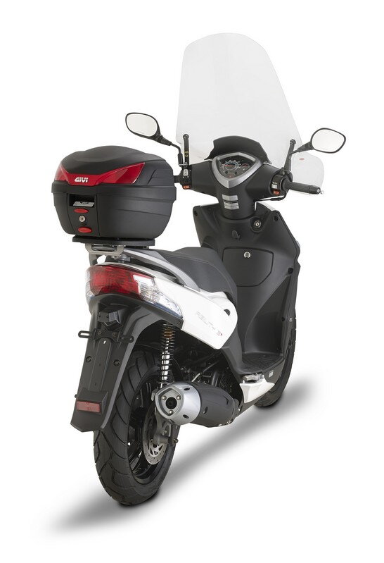 Nosič zadného kufra GIVI pre KYMKO AGILITY R16+ SR6106 Nosič zadného kufra GIVI pre KYMKO AGILITY R16+ SR6106
